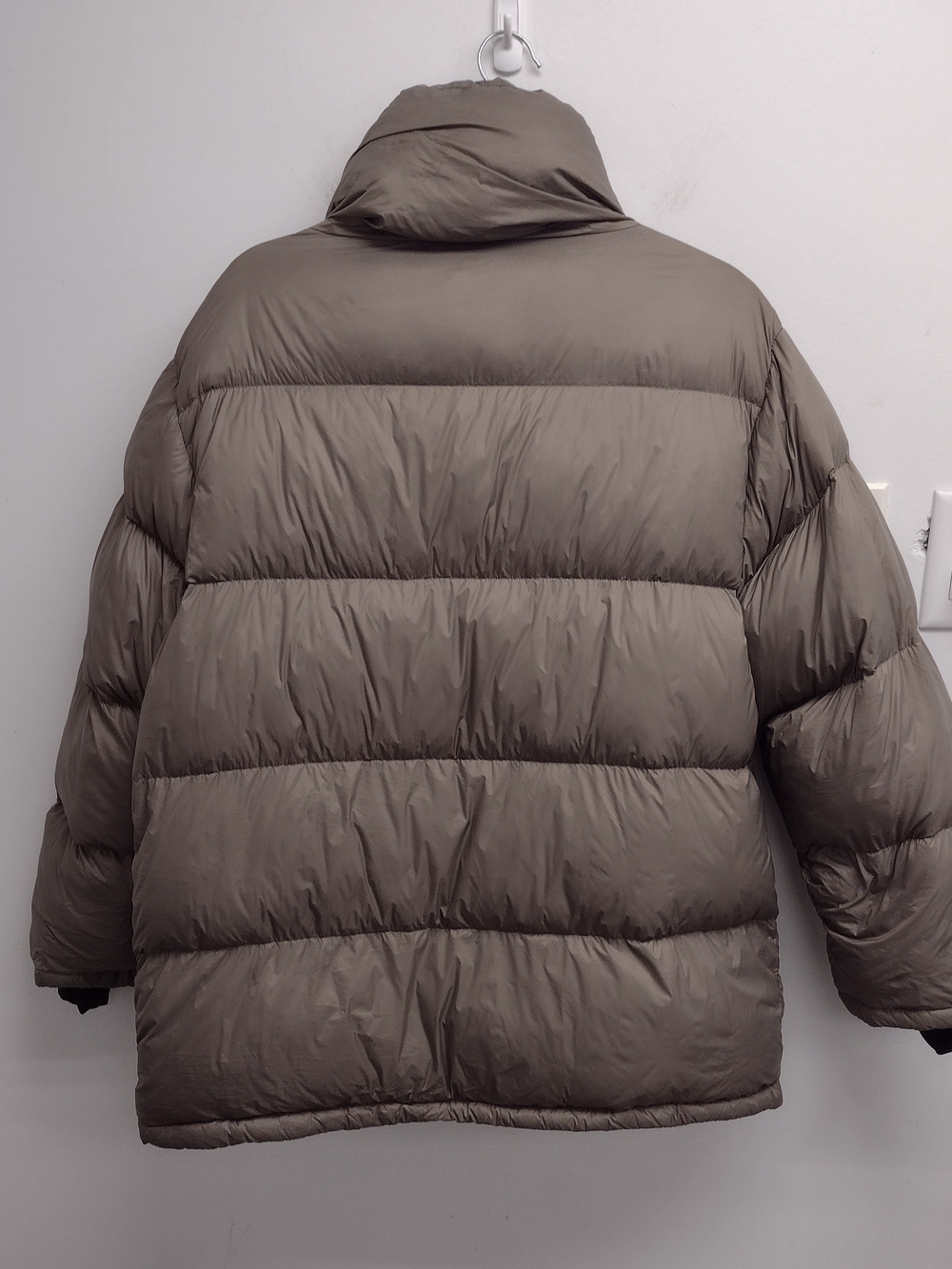 Oak & Fort Taupe Oversized Down Fill Puffer Studio 01 (XS) 700 Fill High Collar - Picture 10 of 15